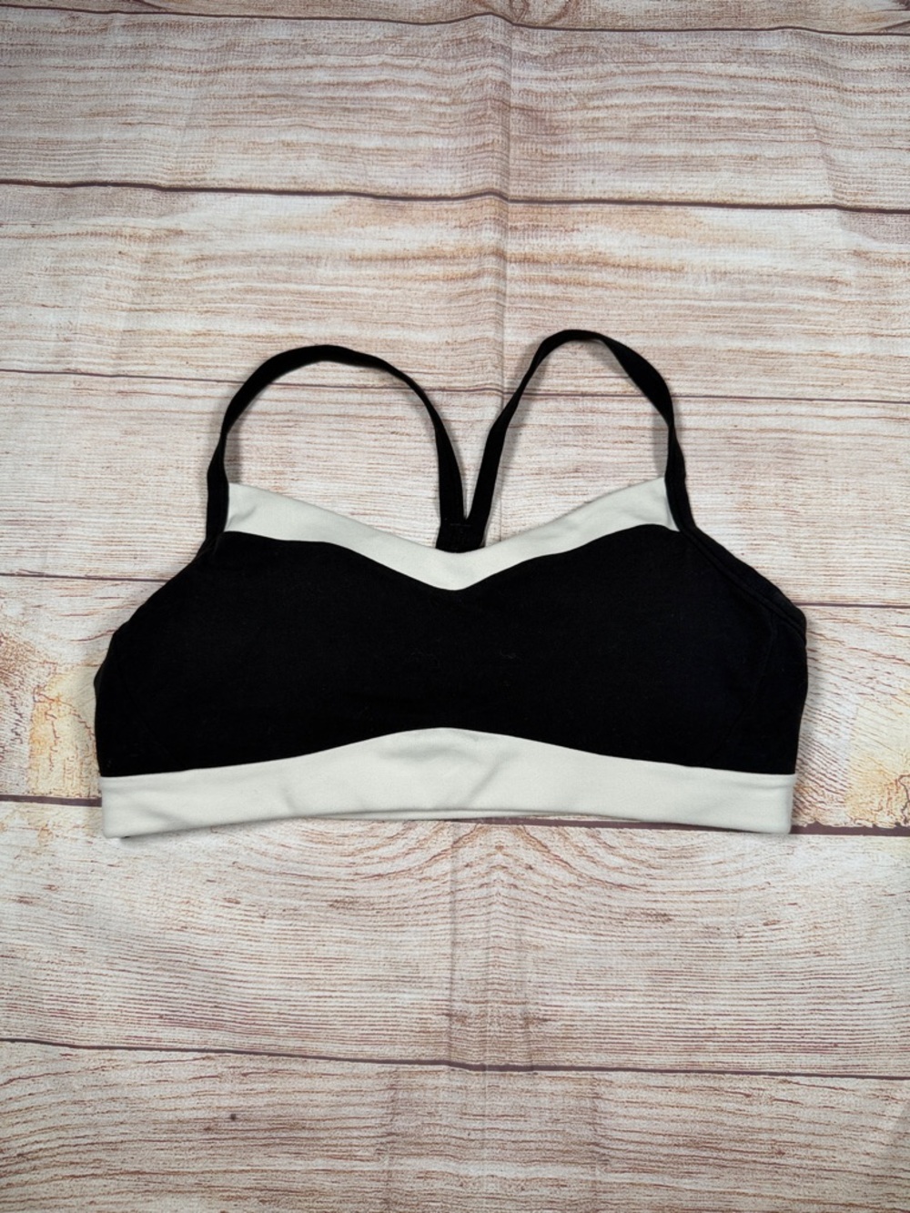Athleta Black & White Super Soft Sports Bra with Removable Pads Workout, Lifting